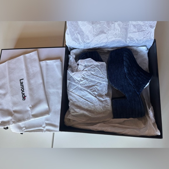 Larroude Miso Clog Women's Midnight Blue Velvet Corduroy Platform Shoes New - Picture 5 of 10